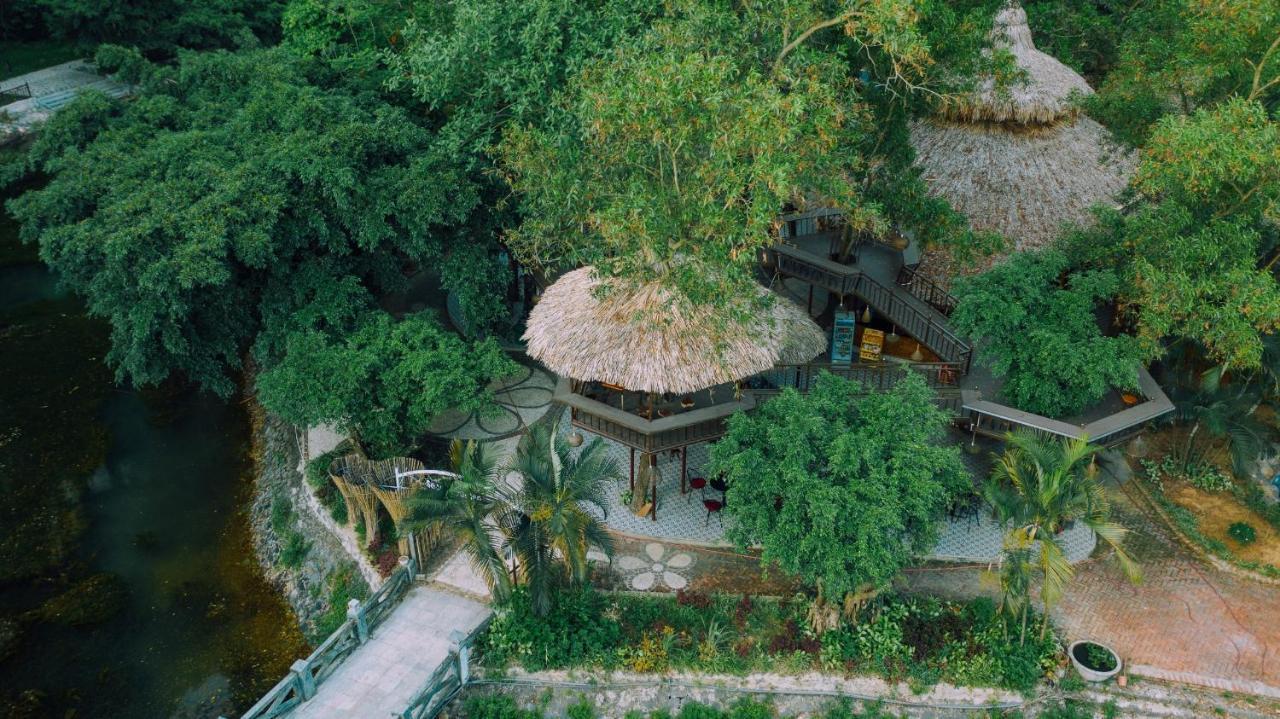 Mua Caves Ninh Bình